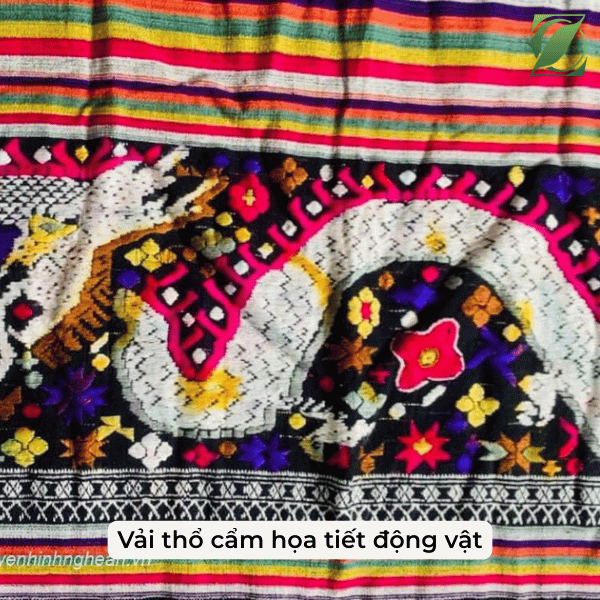Vải thổ cẩm họa tiết động vật